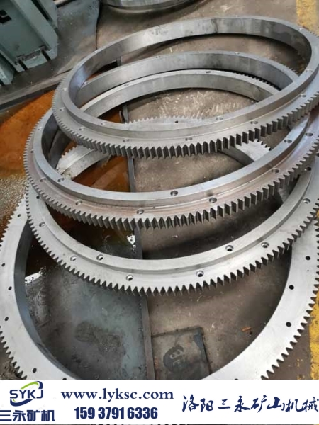 三永礦機(jī)齒圈.jpg